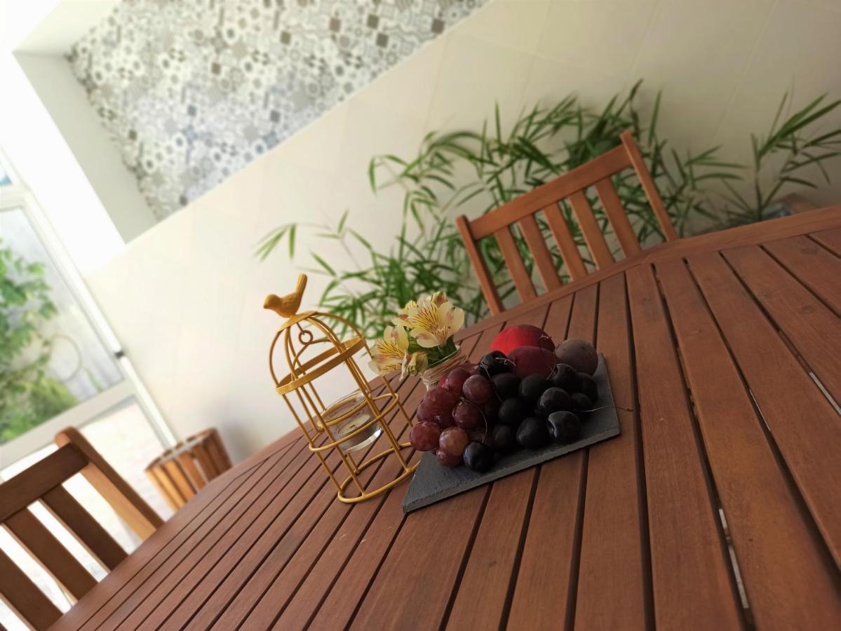 House Fifteen Орта Екстер'єр фото
